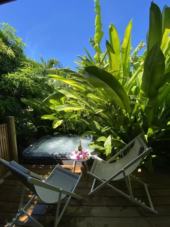 Kaz Ananas, Spa Privatif ,Plage Du Helleux Sainte-Anne  0*, Sainte-Anne (Grande-Terre)